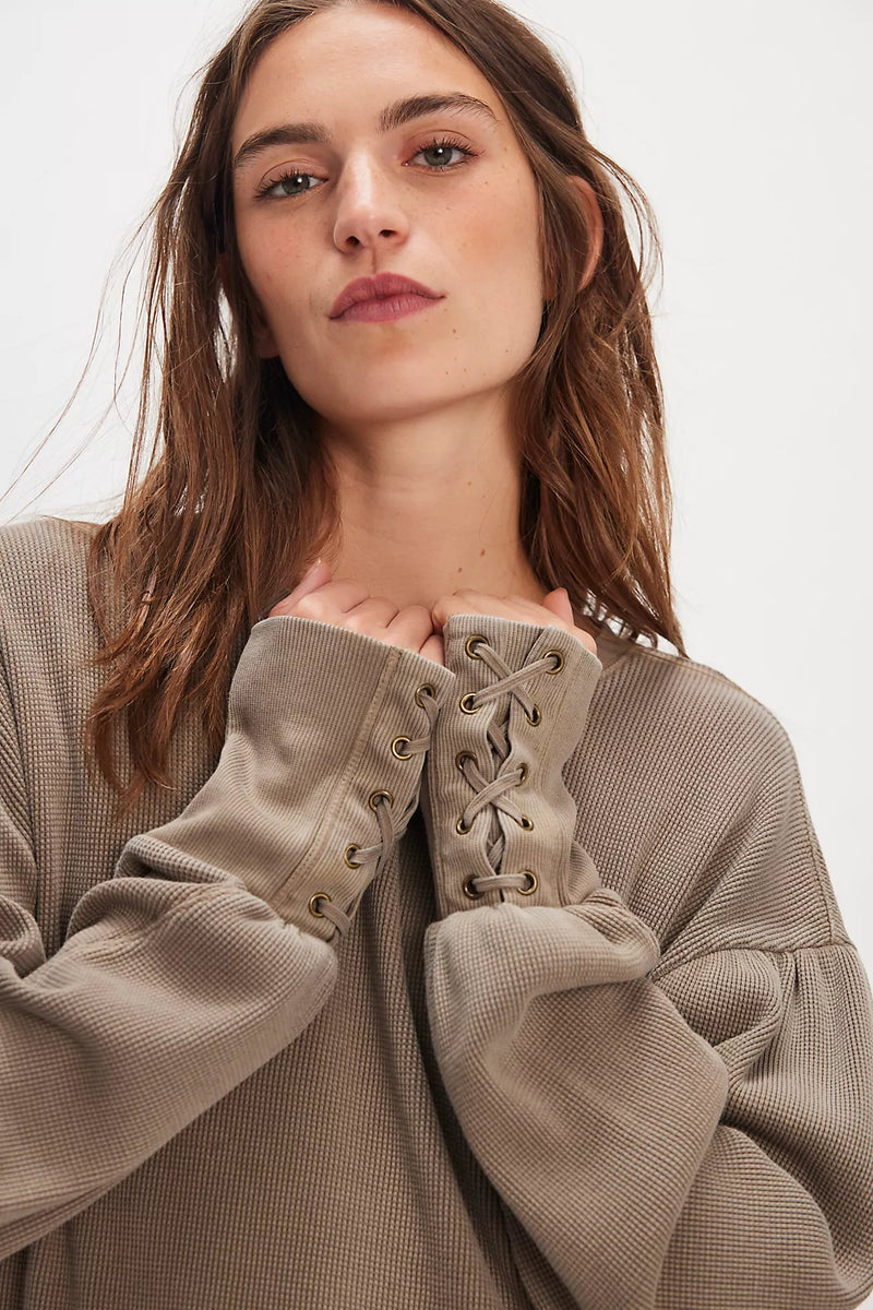 Lapis Cuff Top in Fossil Dune