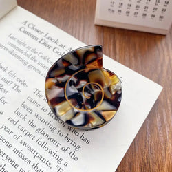 Cora Seashell Claw Clip Small