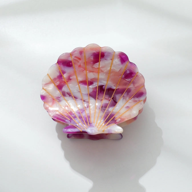 Oceane Medium Seashell Claw Clip