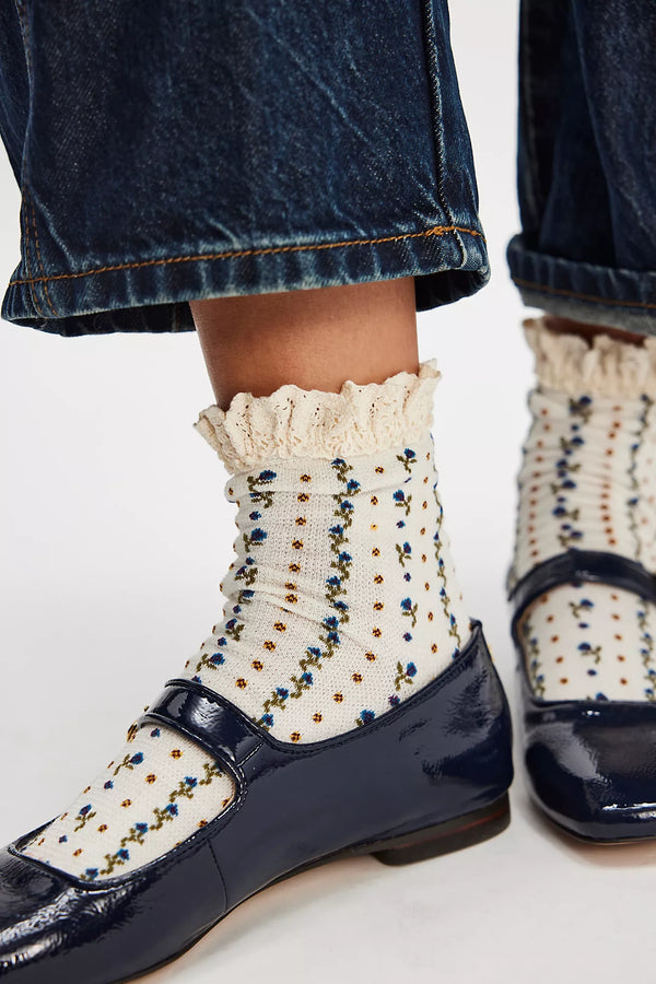 Rosebud Waffle Knit Ankle Ivory