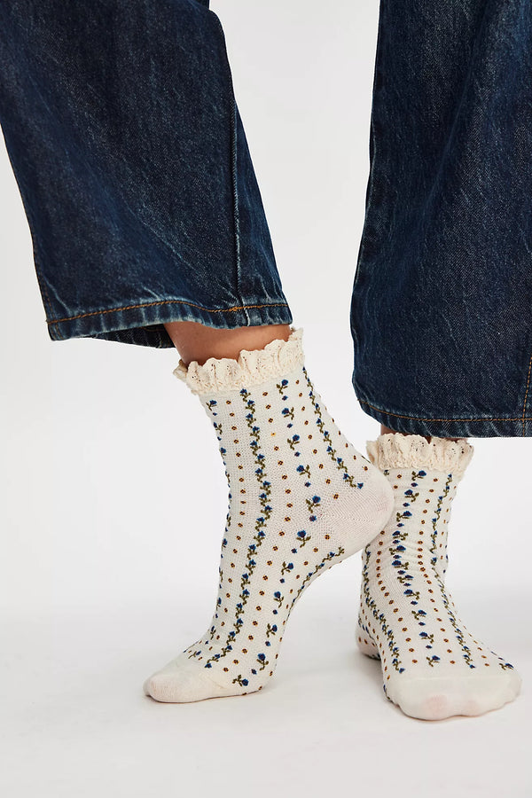 Rosebud Waffle Knit Ankle Ivory