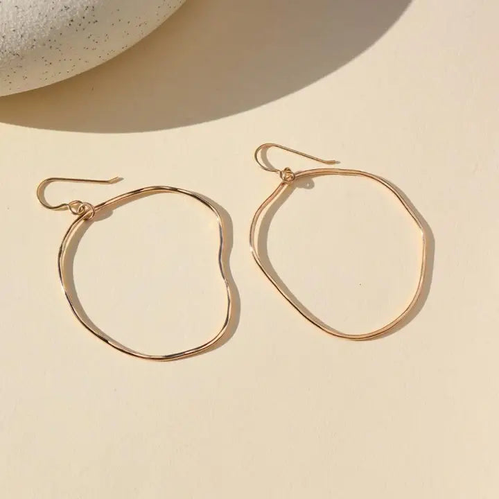 Form Hoop Earring 14k Gold Fill