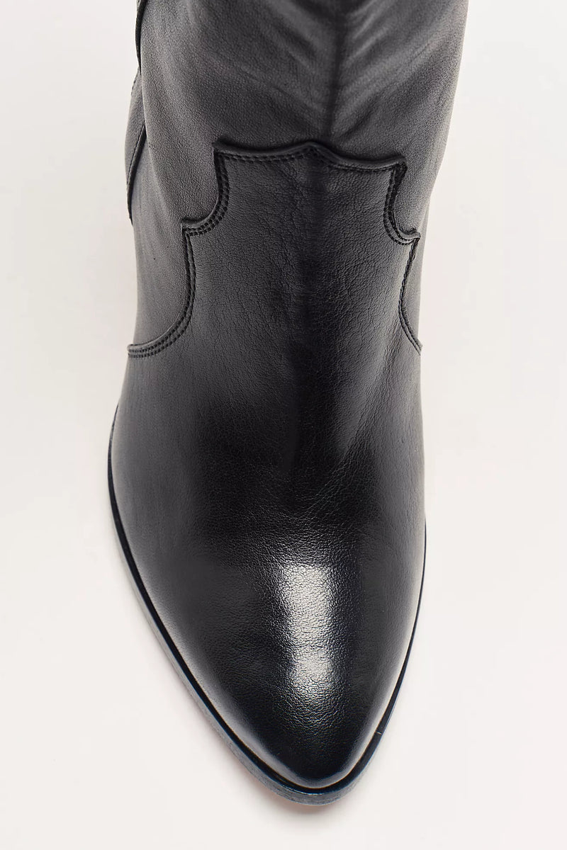 Feather Heel Boots Black Leather