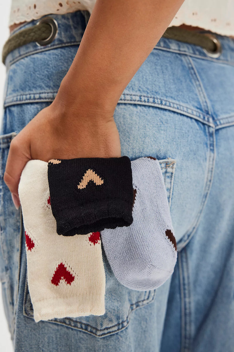 Cupids Bow Socks Black