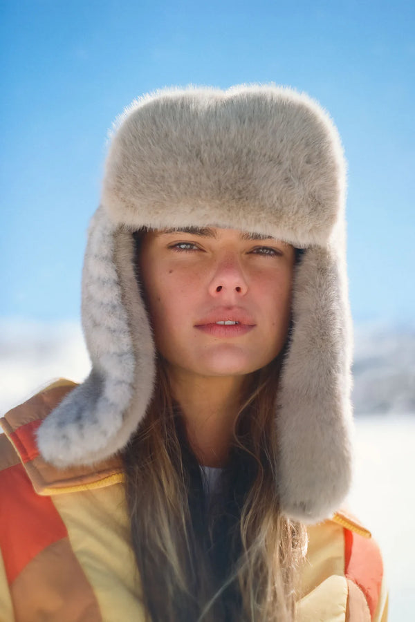 Chevron Trapper Cappuccino