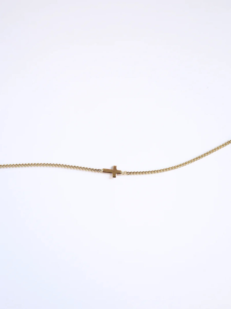Cross Pendant Curb Chain Bracelet
