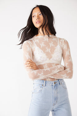 Lady Lux Layering Top Evening Creme