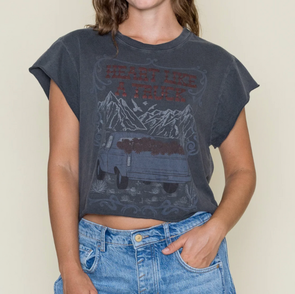 Lainey Wilson "Heart like a truck" Crop Tee