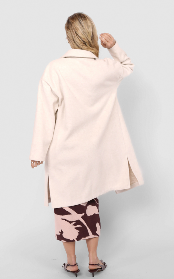 Out of Town Open Coat Ivory