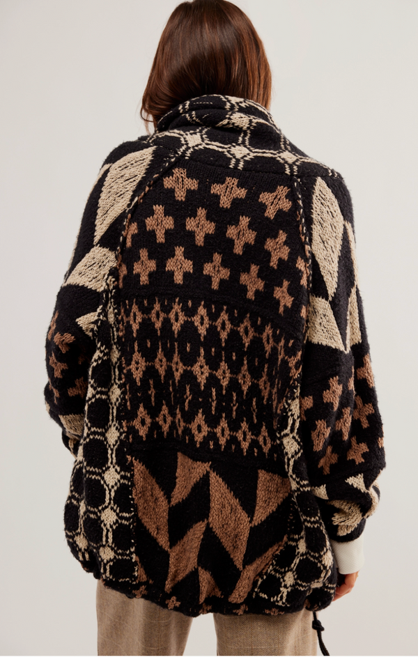 Bright Optimistic Cardi Onyx Caribou Combo