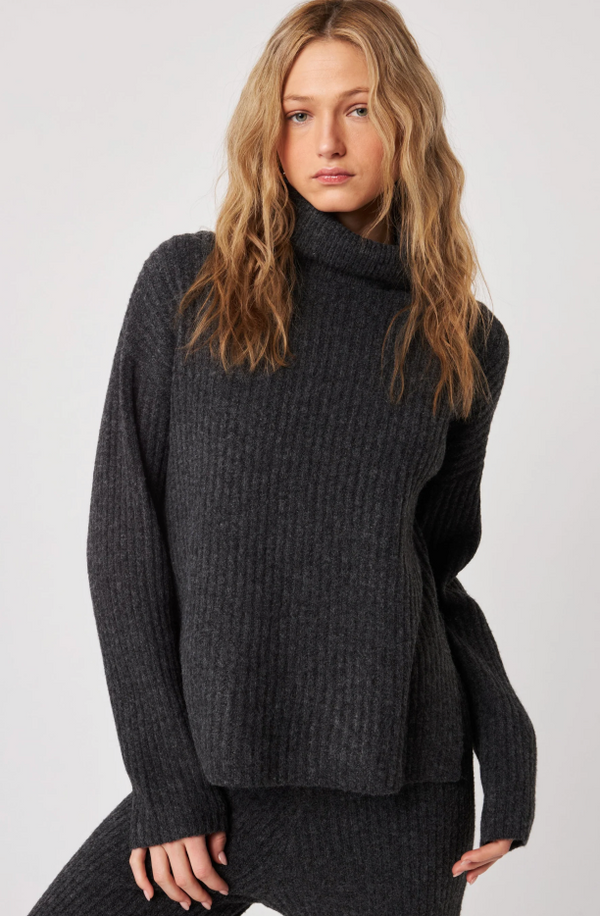 Jett Sweater in Carbon