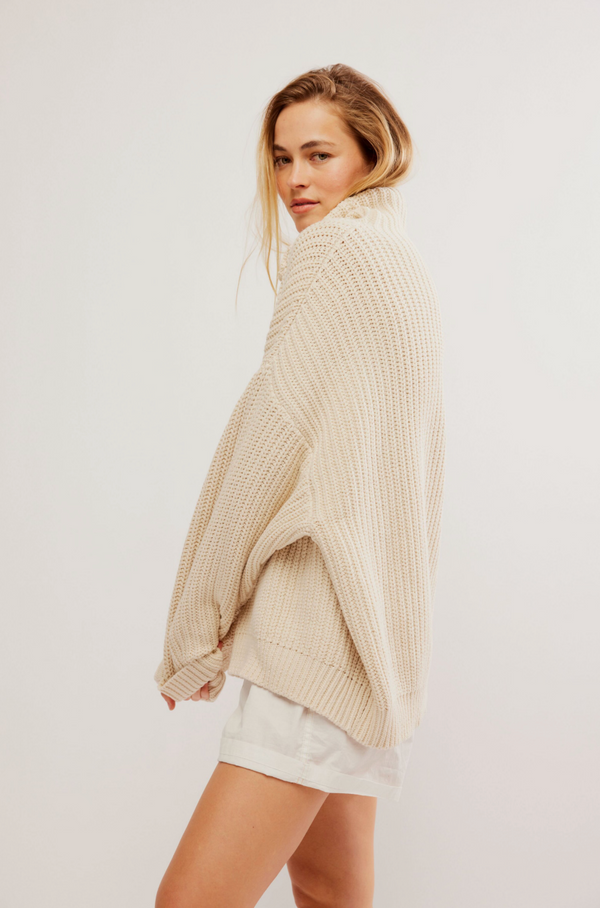 Swim Too Deep Pullover Tea