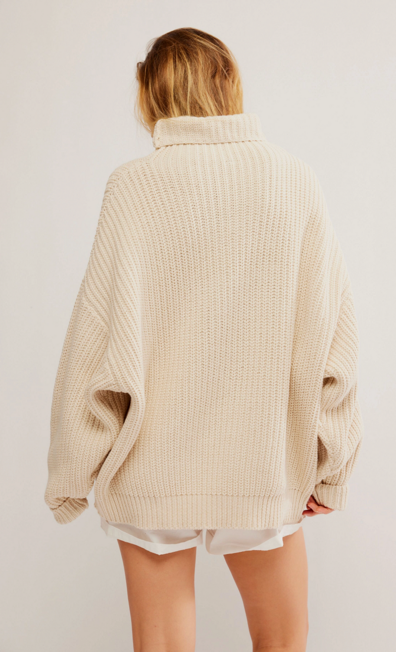 Swim Too Deep Pullover Tea
