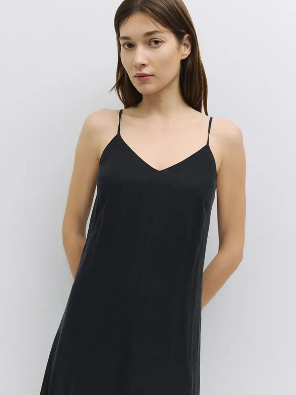 The Salem Dress Black