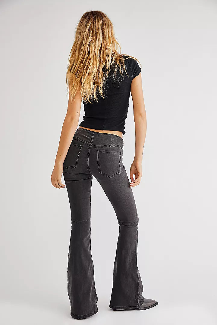 Penny Pull-On Flare Jeans Washed Black