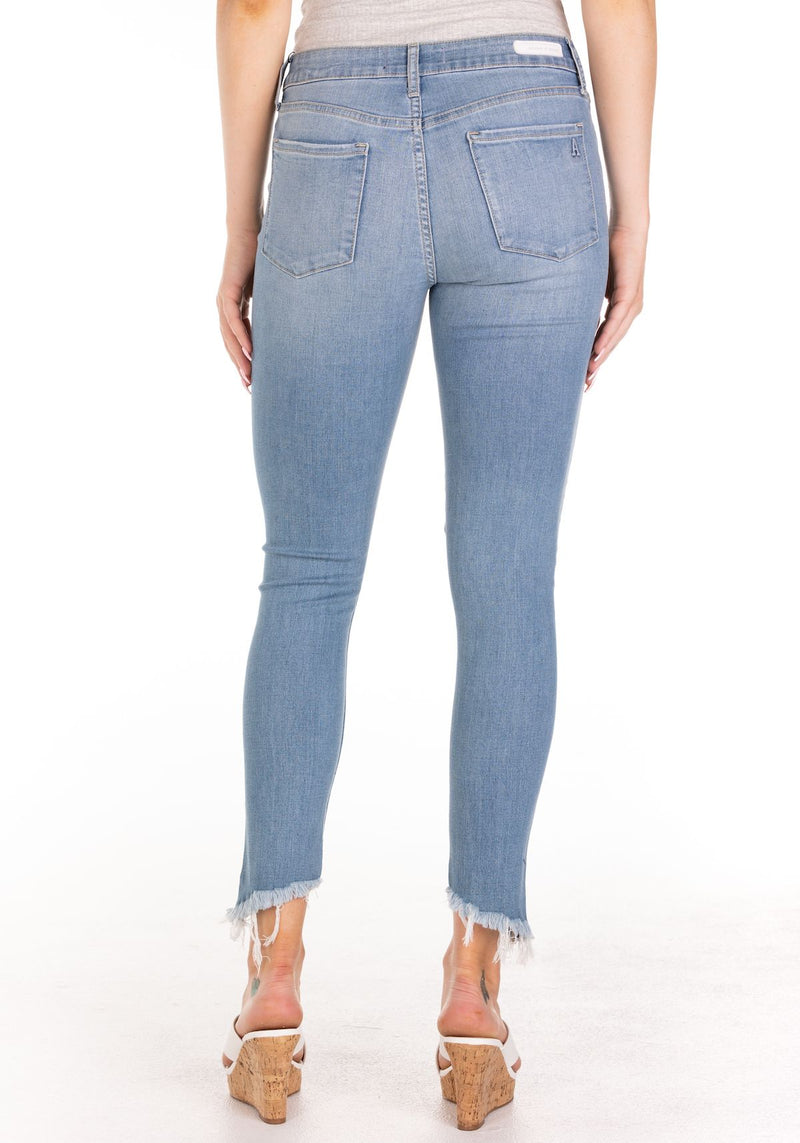 Suzy Skinny Norco