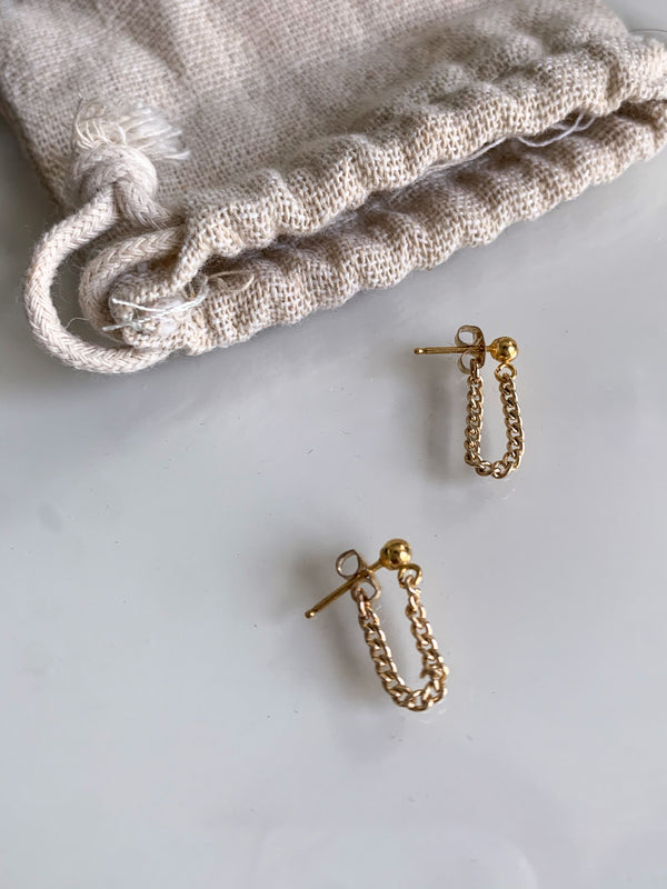 Curb Chain Earrings Gold