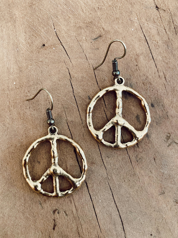 Peace Out Earrings Gold